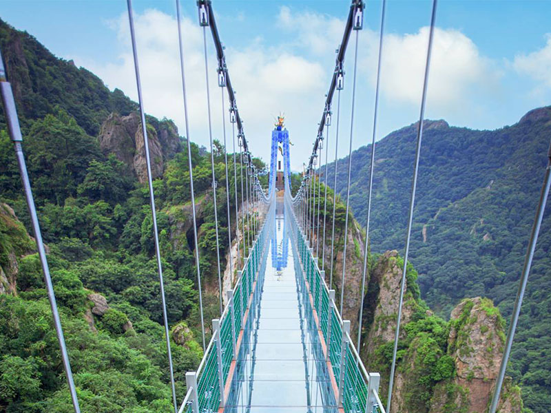 安徽蕪湖馬仁奇峰——飛龍玻璃橋